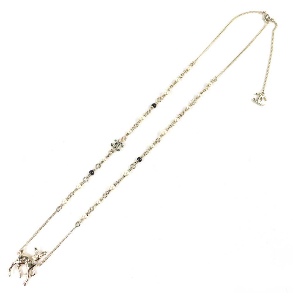 CHANEL Gold Pearl Logo Necklace - Picture 4 of 8